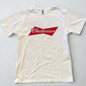 Gildan Men White T-Shirt, White Chudweiser Parody Graphic Tee
